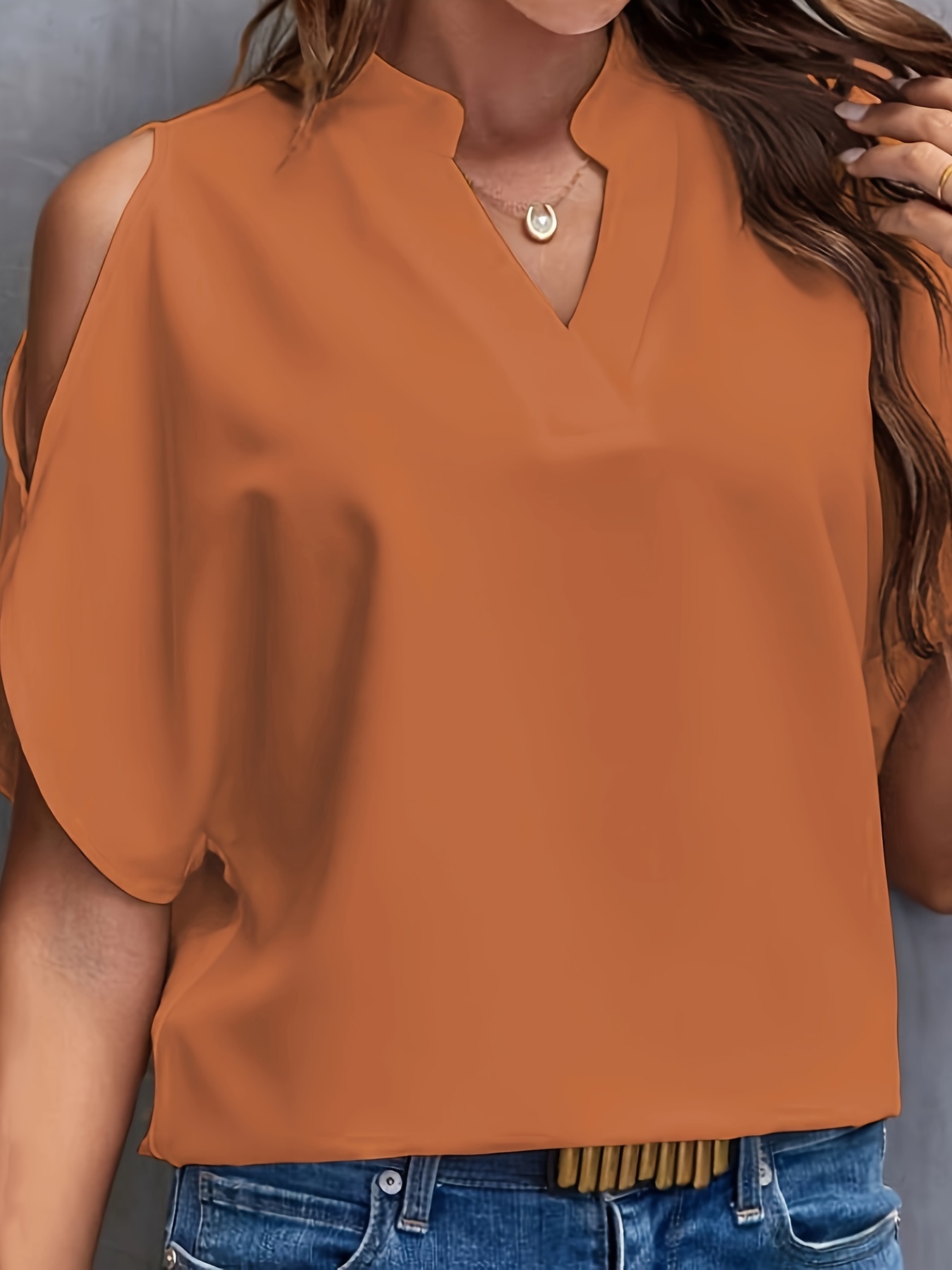 plus size cold shoulder notch neck top casual short sleeve top for spring summer womens plus size clothing details 4