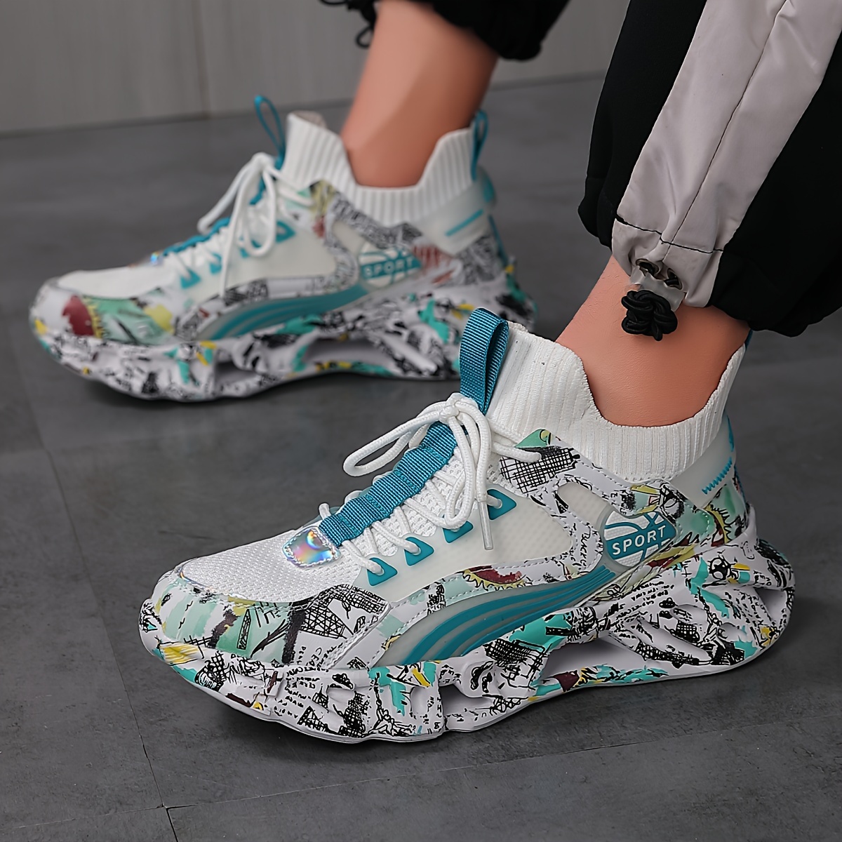 unisex fashion sneakers graffiti style casual sports shoes breathable athletic footwear for men women for autumn details 5